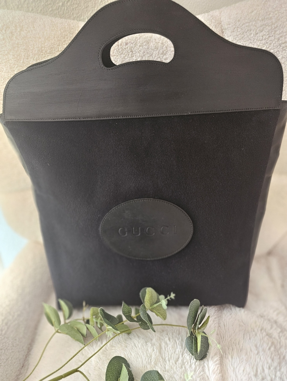 Gucci: Vintage Tote Bag: Suede & Leather - Picture 9 of 16